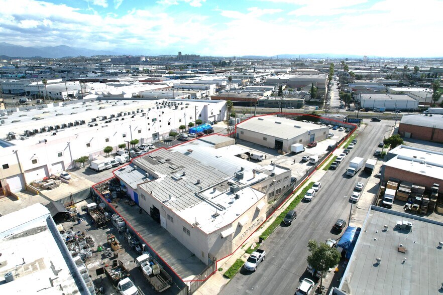 More Photos Of 1623-1643 E 22nd St, Los Angeles Warehouse For Sale