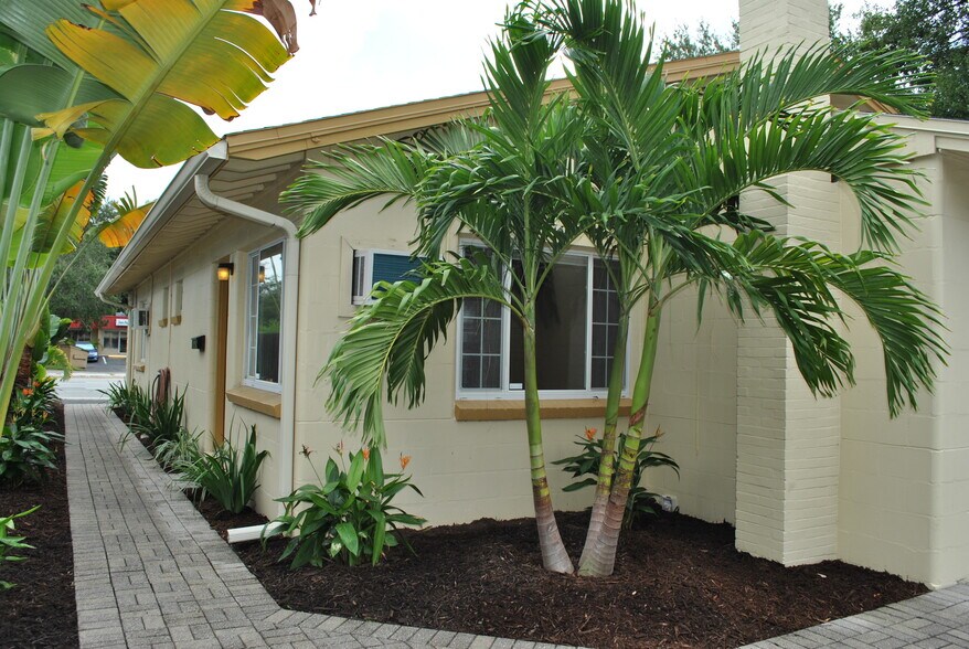 More Photos Of 5710 4th St N, Saint Petersburg Office Residential For Sale