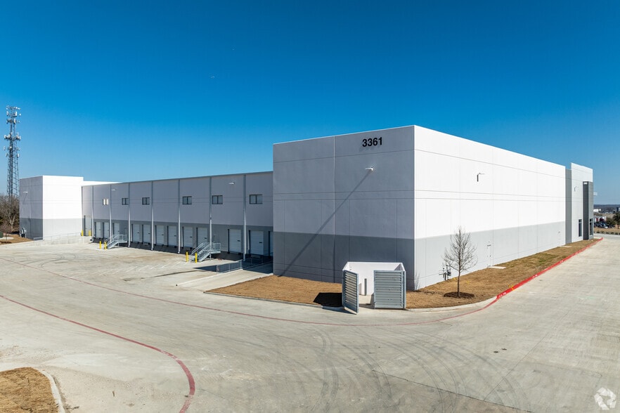 More Photos Of 3210 N Central Expy, McKinney Unknown For Lease