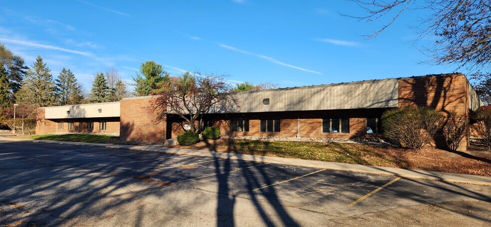 More Photos Of 2356-2370 Science Pky, Okemos Office For Lease
