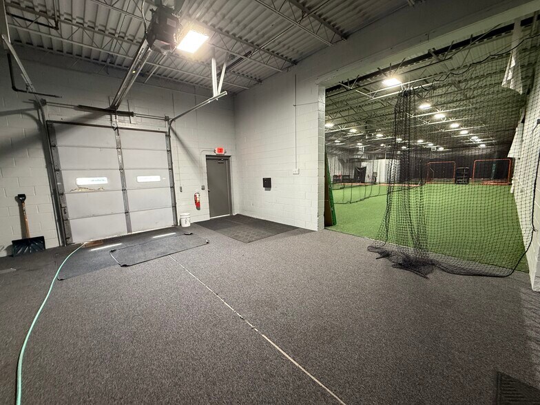 More Photos Of 4726 6 Mile Rd, Racine Sports And Entertainment For Sale
