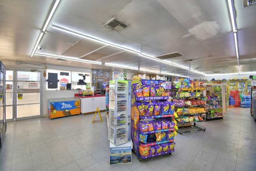 More Photos Of 16311 Highway 27, Lake Wales Service Station For Sale