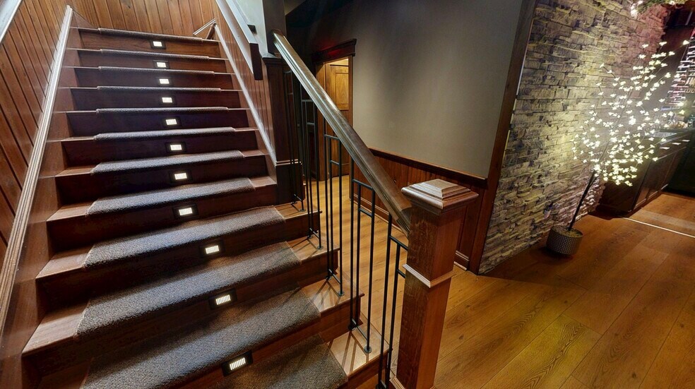 More Photos Of 1509 3rd Ave, Huntington Specialty For Sale