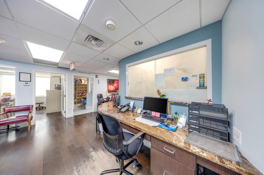 More Photos Of 1693 SW 27th Ave, Miami Office For Sale