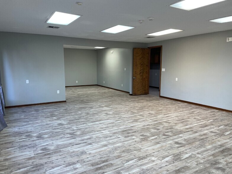 More Photos Of , Spring Unknown For Sale