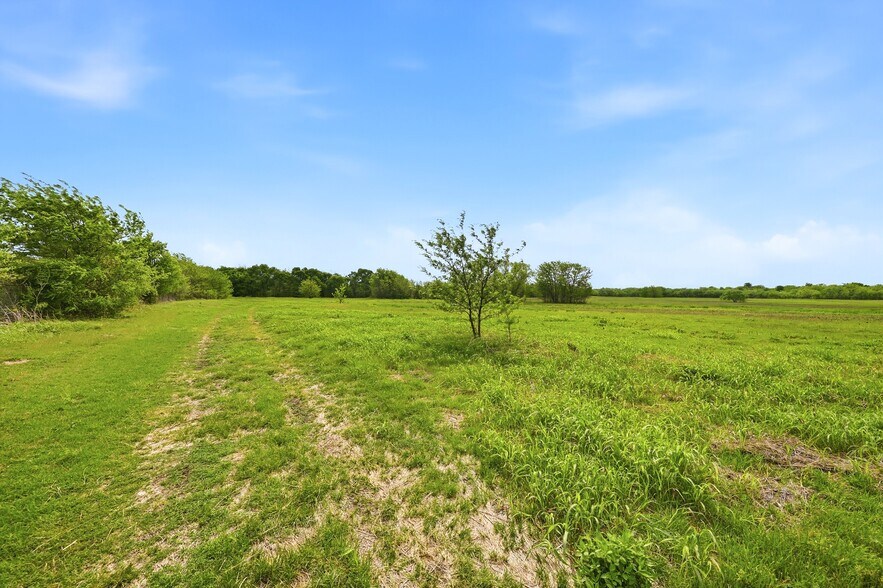 More Photos Of 656 Southeast Loop, Denison Land For Sale