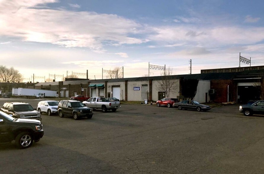More Photos Of 60 Walnut St, Marcus Hook Manufacturing For Sale