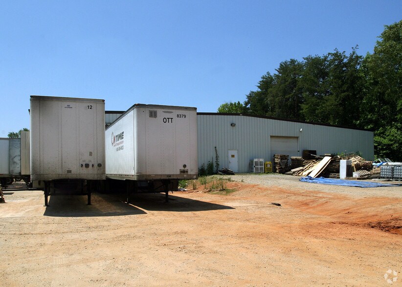 More Photos Of 1054 Canaan Rd, Roebuck Warehouse For Lease