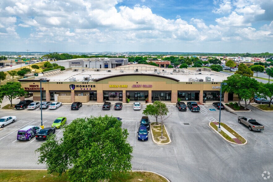 More Photos Of 8238-8356 Agora Pky, Schertz Unknown For Lease