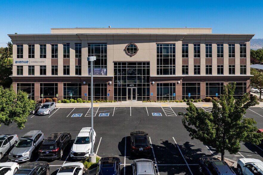 More Photos Of 6575 S Redwood Rd, Taylorsville Office For Lease