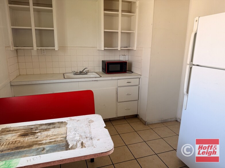 More Photos Of 505 Sheridan Blvd, Lakewood Hotel For Sale