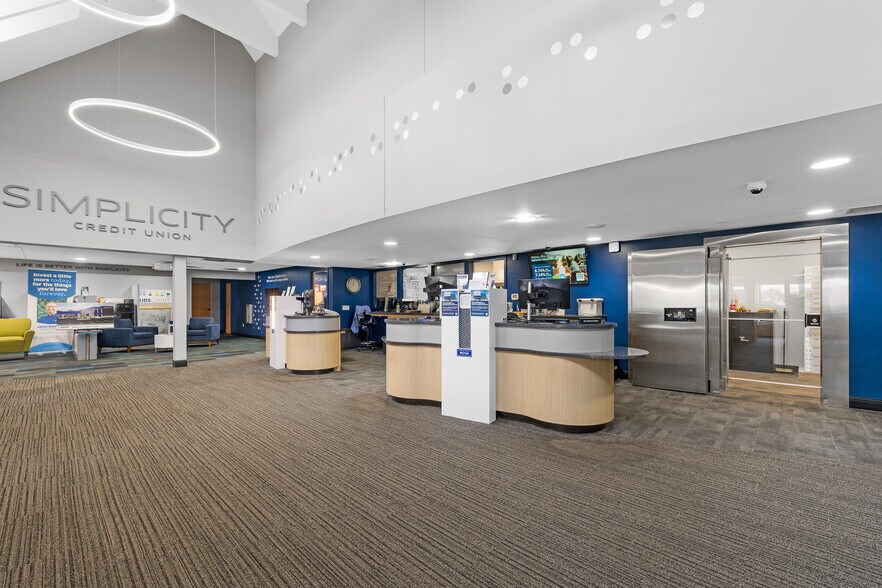 More Photos Of 3101 Hoover Rd, Stevens Point Bank For Sale