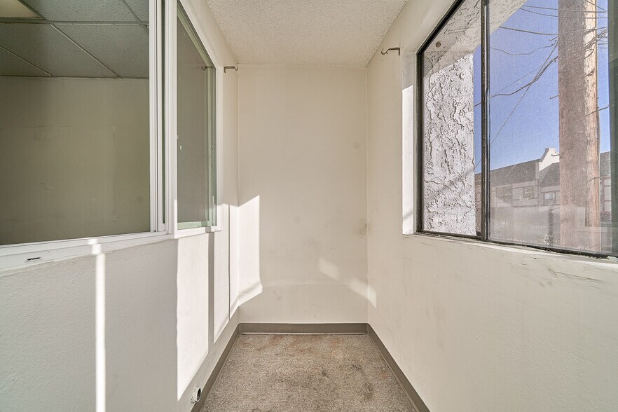 More Photos Of 3361 W 1st St, Los Angeles Unknown For Lease