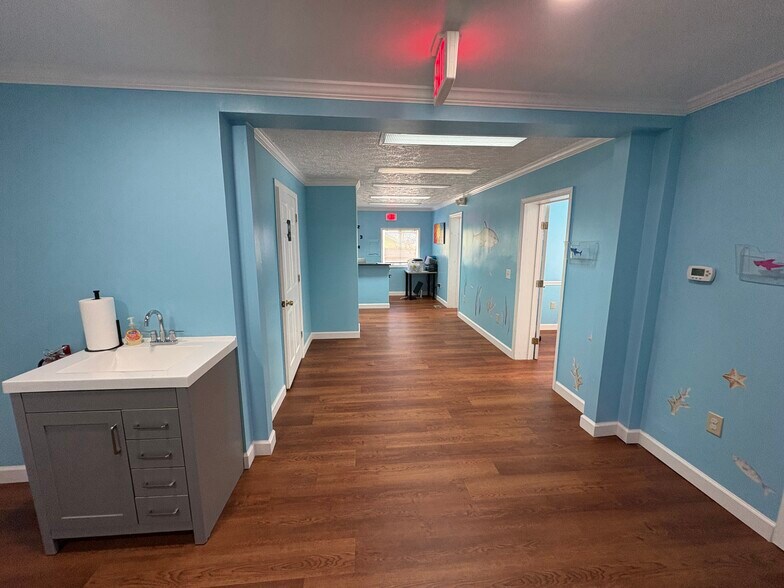 More Photos Of 808 Baltimore Pike, Bel Air Medical For Sale