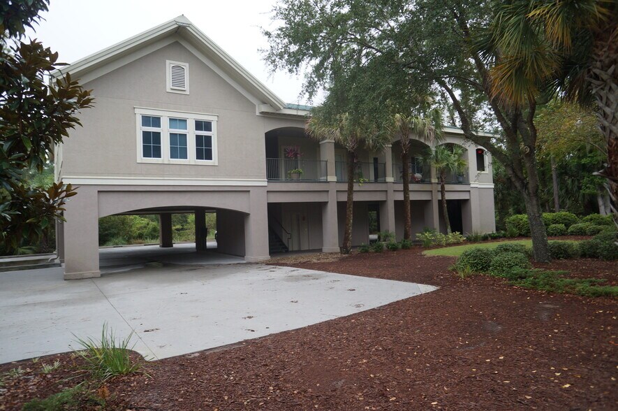 More Photos Of 1544 Fording Island Rd, Hilton Head Island Medical For Sale