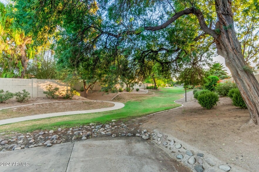 More Photos Of 1330 E Lynx Way, Chandler Specialty For Sale