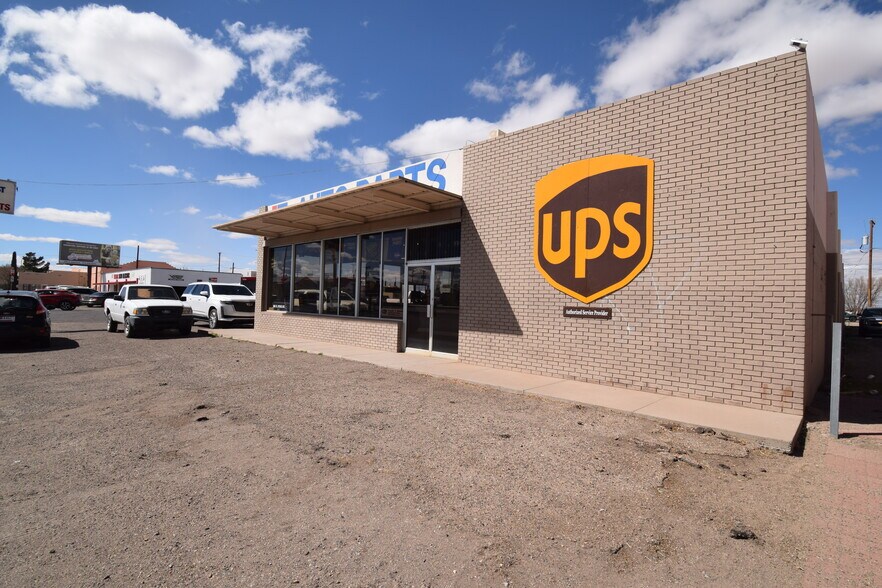 More Photos Of 301 E Pine St, Deming Freestanding For Sale