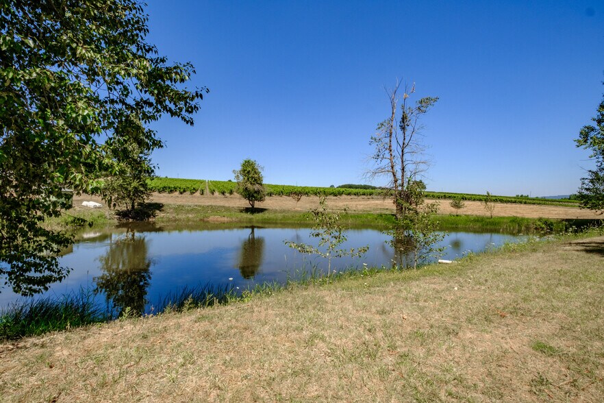 More Photos Of 10845 Brateng Rd, Monmouth Winery Vineyard For Sale