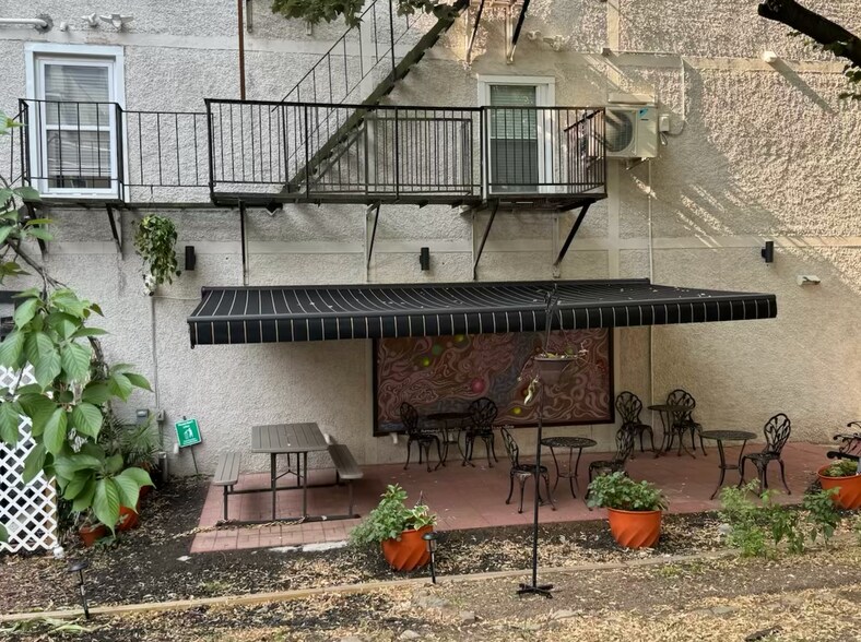 More Photos Of 24 S Warren St, Trenton General Retail For Sale