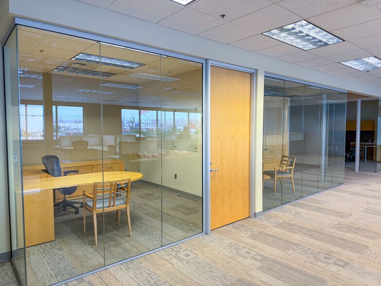 More Photos Of 5050 20th St E, Fife Manufacturing For Lease