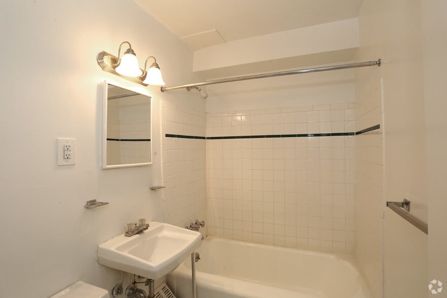 More Photos Of 600-628 Asylum Ave, Hartford Apartments For Lease