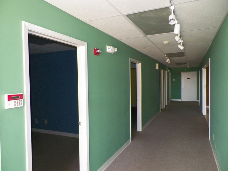 More Photos Of 2424 Old Sterlington Rd, Monroe Freestanding For Lease