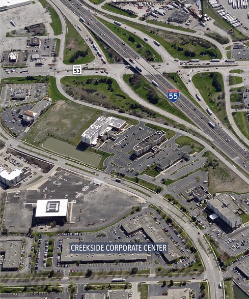 More Photos Of 480 Quadrangle Dr, Bolingbrook Office For Lease