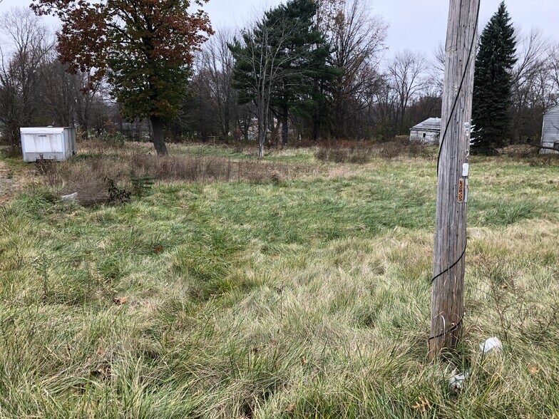 More Photos Of 498-514 Niles-Cortland Rd SE, Warren Land For Sale