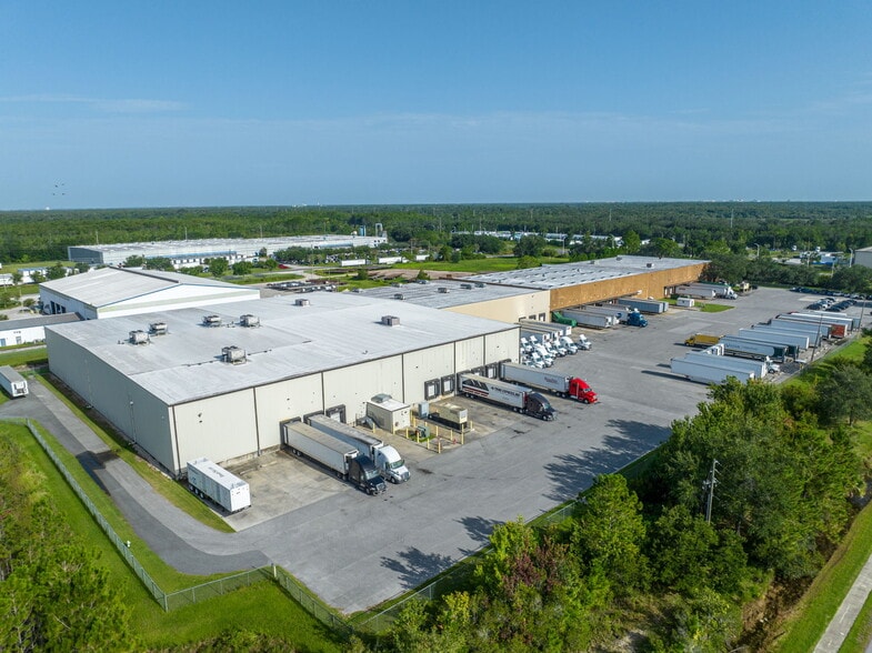 Primary Photo Of 1700 Avenue B, Kissimmee Refrigeration Cold Storage For Lease