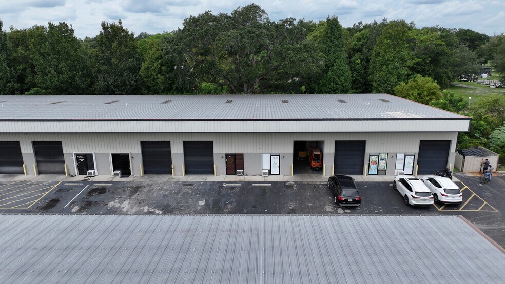 More Photos Of 1700-1708 Kelley Ave, Kissimmee Warehouse For Lease