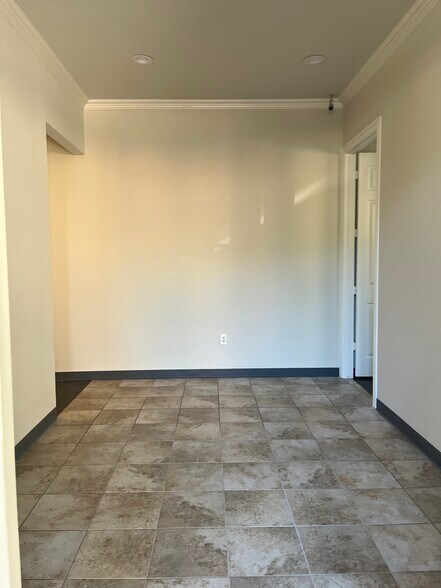 More Photos Of 6226 Colleyville Blvd, Colleyville Medical For Lease