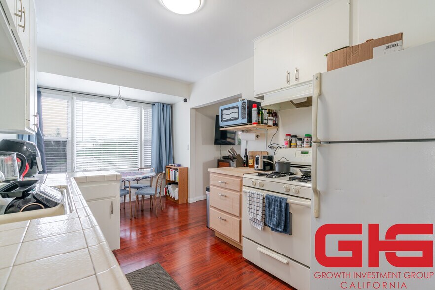 More Photos Of , Sierra Madre Unknown For Sale