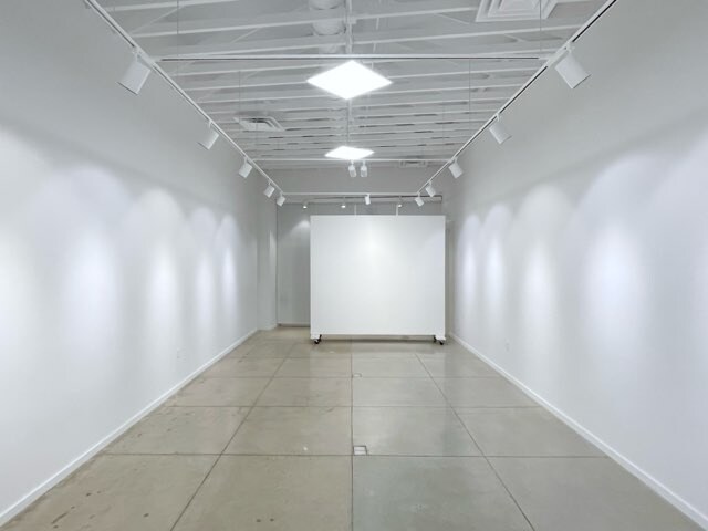 More Photos Of 11623-11631 Santa Monica Blvd, Los Angeles Storefront Retail Office For Lease
