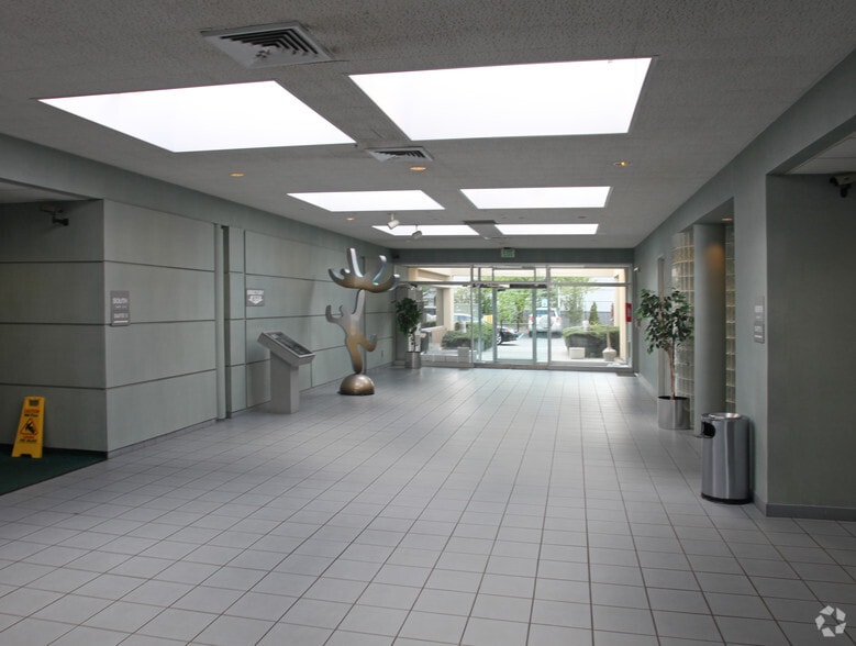 More Photos Of 877 Stewart Ave, Garden City Medical For Sale