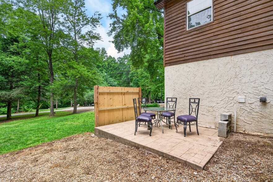 More Photos Of 279 Siever Rd, Crossville Specialty For Sale