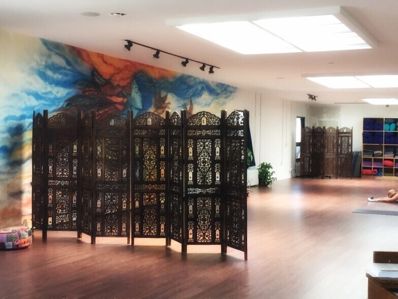 More Photos Of 1070 Bannock St, Denver Storefront Retail Office For Lease