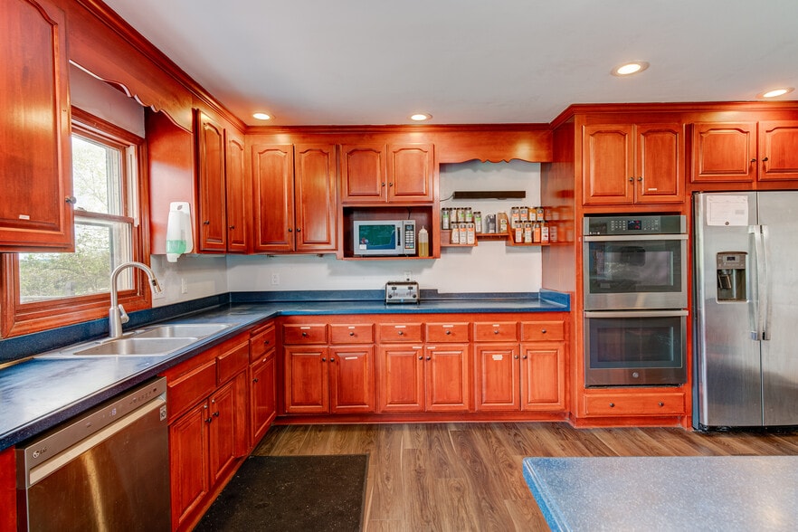 More Photos Of 517 Cub Creek Rd, Ellenboro Specialty For Sale