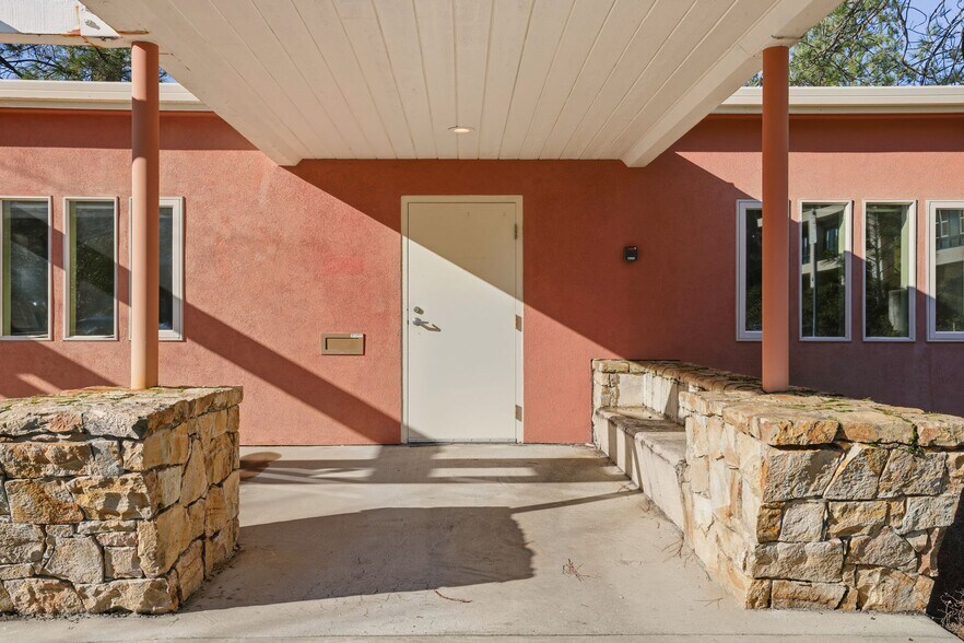More Photos Of 1005 Fowler Way, Placerville Medical For Sale