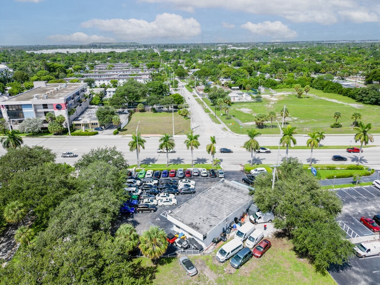 More Photos Of 4800 N Federal Hwy, Lighthouse Point Storefront For Sale