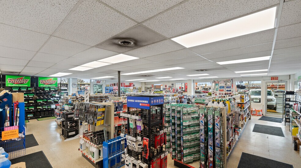 More Photos Of 508 E 3rd Ave, Moses Lake General Retail For Sale