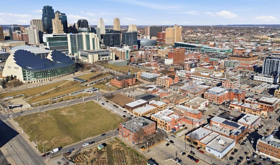 More Photos Of 1800 Central St, Kansas City Office Residential For Sale