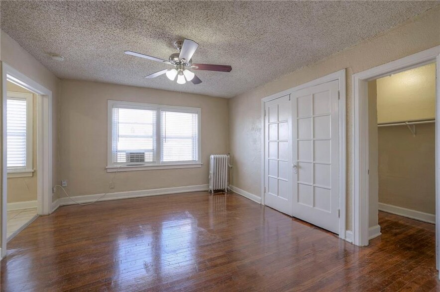 More Photos Of 109 E 40th St, Kansas City Apartments For Sale