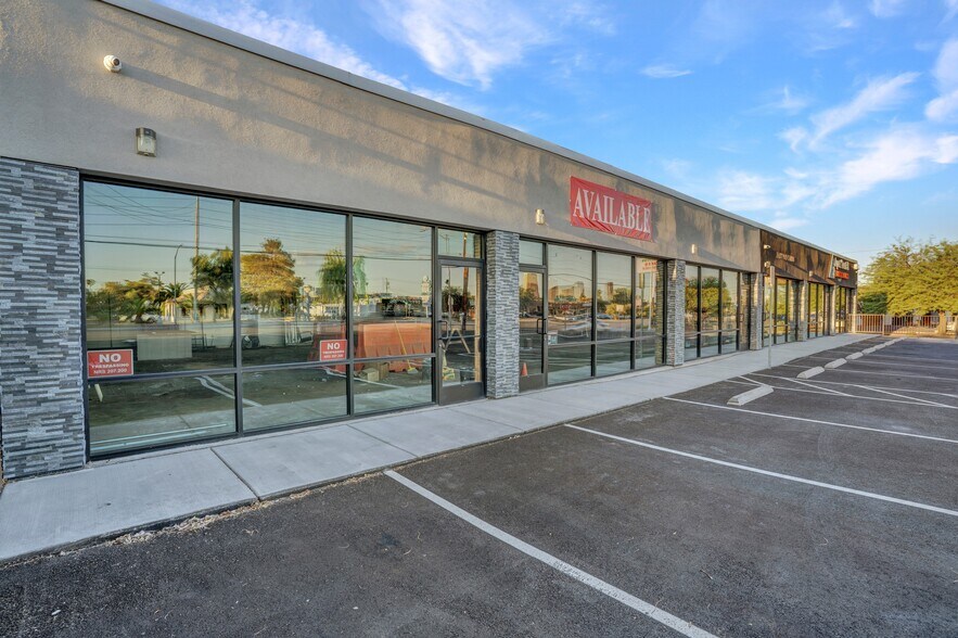 More Photos Of 4000 W Sahara Ave, Las Vegas Freestanding For Lease