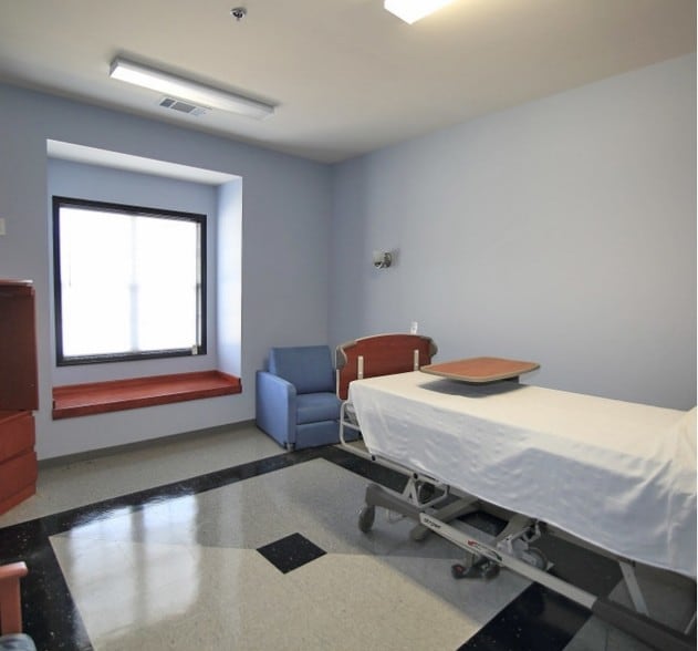 More Photos Of 22 Madras Pky, Newnan Assisted Living For Sale