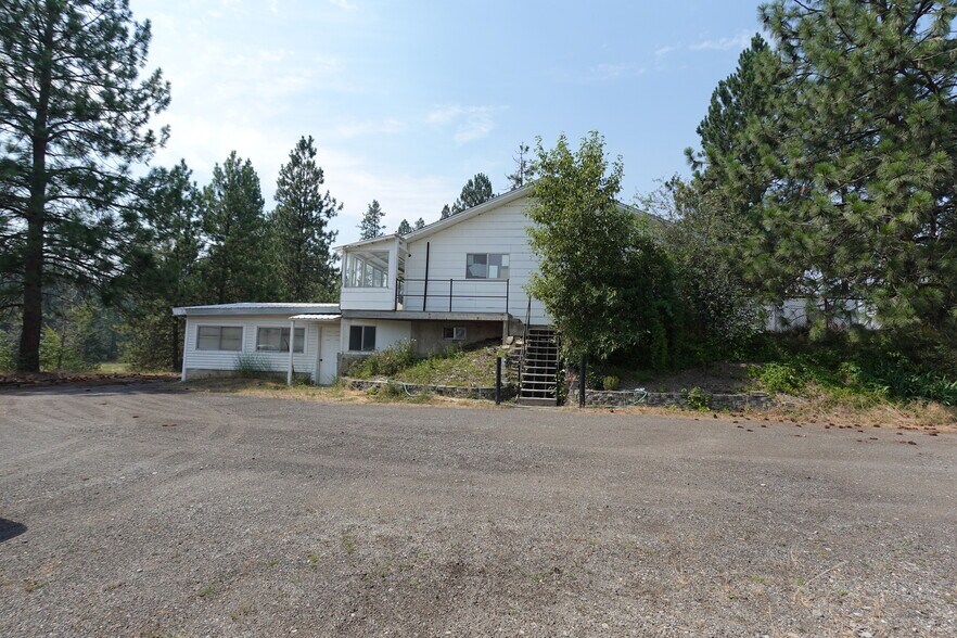 More Photos Of 7902 N Starr Rd, Newman Lake Distribution For Sale