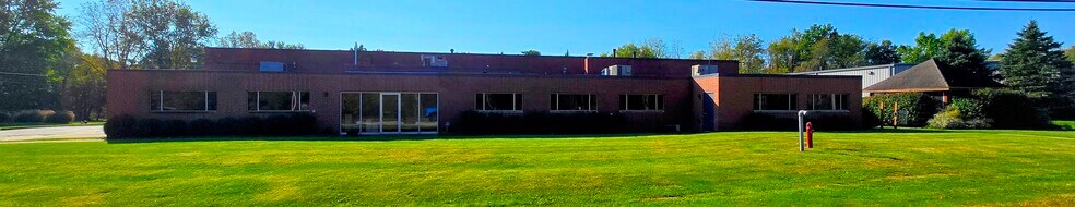 More Photos Of 1422 Mogadore Rd, Kent Manufacturing For Sale