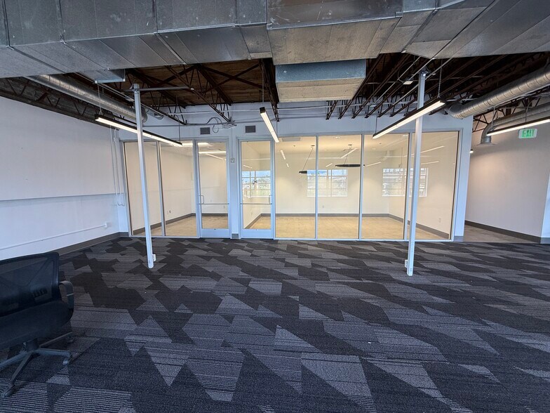 More Photos Of 3501 1st Ave S, Birmingham Light Manufacturing For Lease