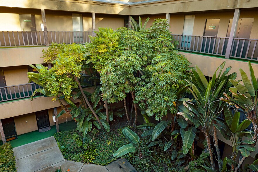 More Photos Of 815 3rd Ave, Chula Vista Office For Sale