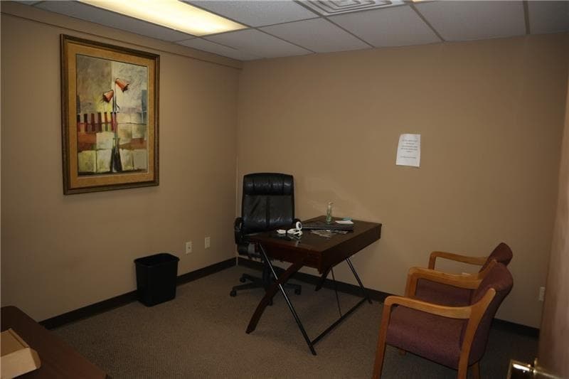 More Photos Of 90 Chamber Plz, Charleroi Medical For Sale