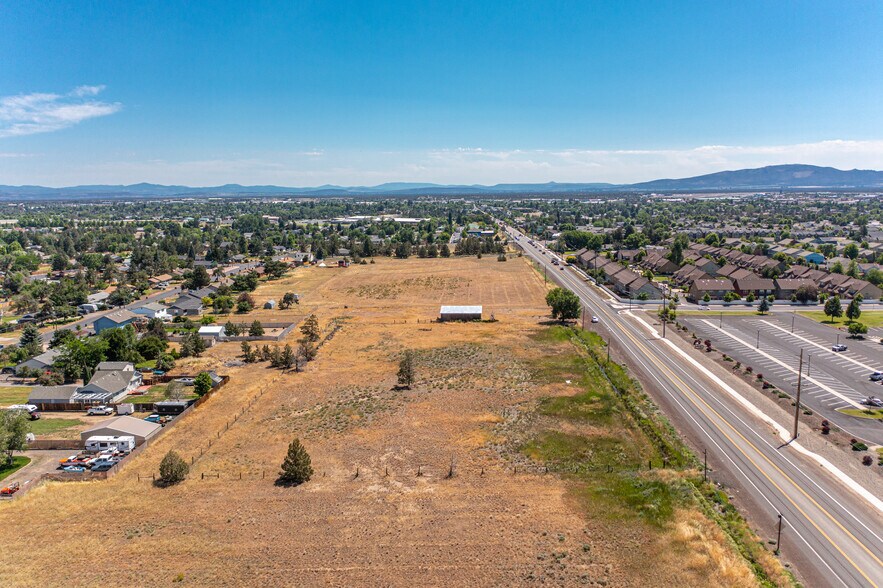 More Photos Of 3131 SW Highland Ave, Redmond Land For Sale